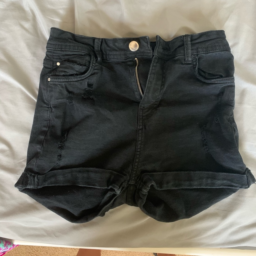 Black bershka shorts